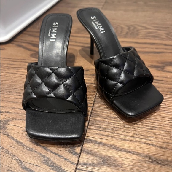 Simmi London Farris Black Quilted Mid Heels, Size 7, Never Worn - Picture 2 of 4